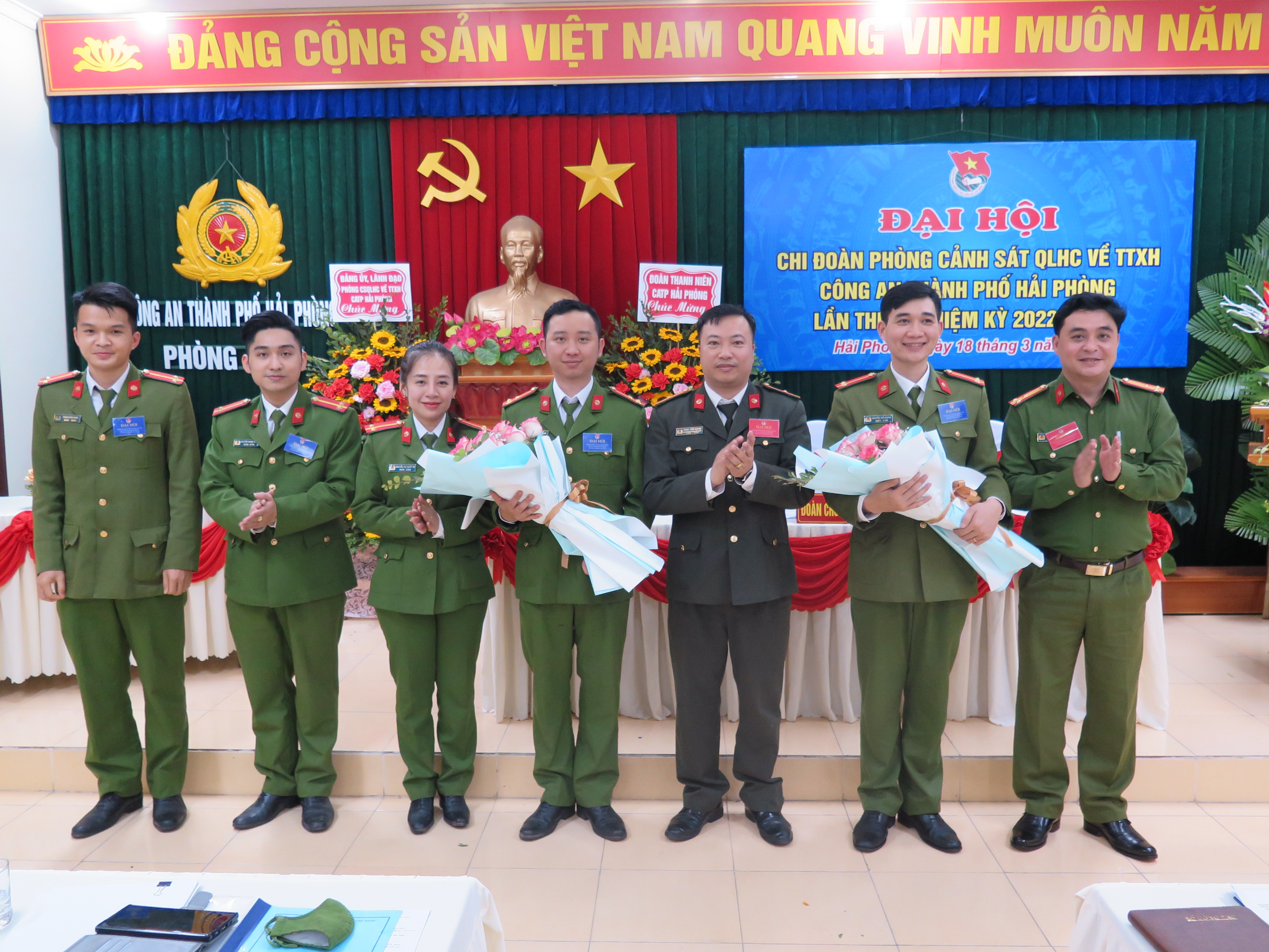 Đại hội Chi đoàn Phòng Cảnh sát QLHC về TTXH nhiệm kỳ 2022 - 2024